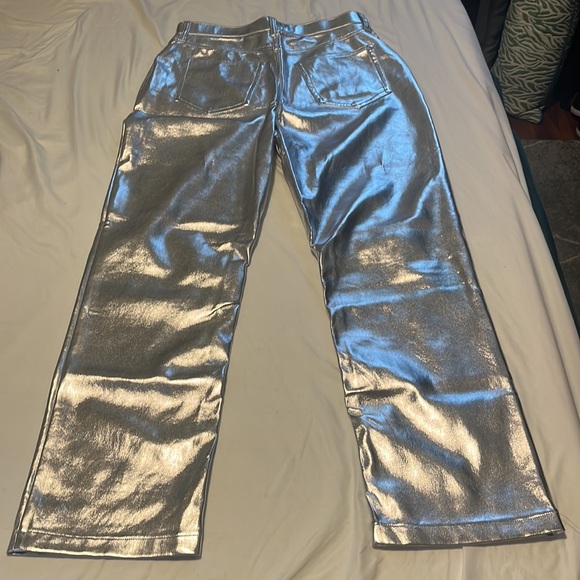 Abercrombie & Fitch 90s Straight Ultra High Rise Silver Pants - Picture 6 of 8